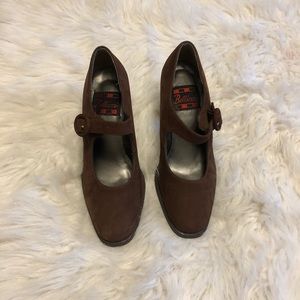 Vintage Medium Brown suede buckle dress shoes